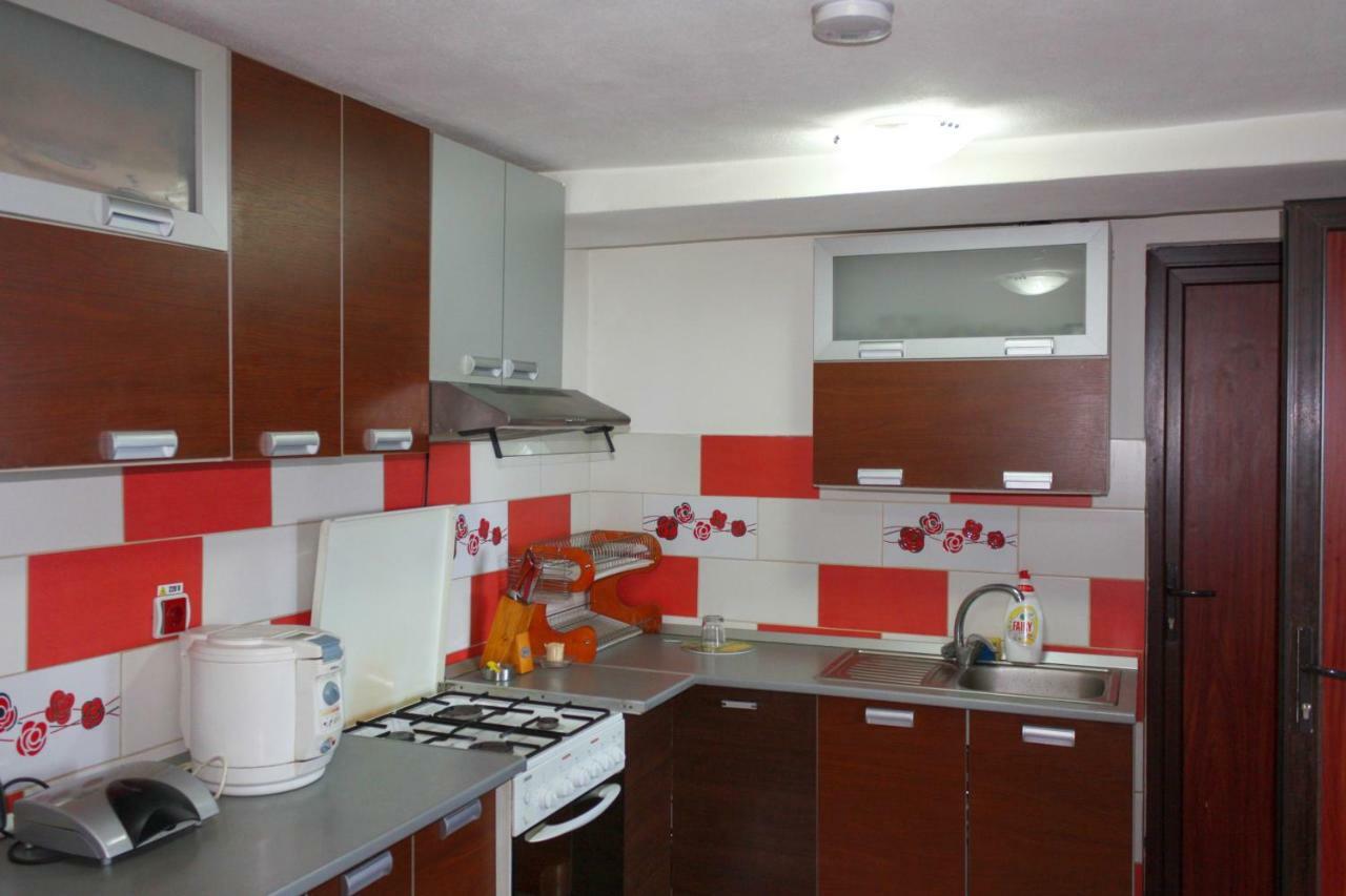 Perla Muntilor Hotel Ranca Bagian luar foto